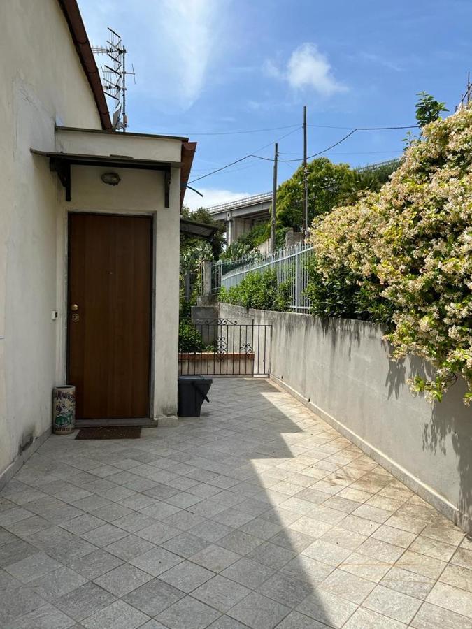Appartato A 5 Minuti Dal Mare Apartment อิมเปรีอา ภายนอก รูปภาพ