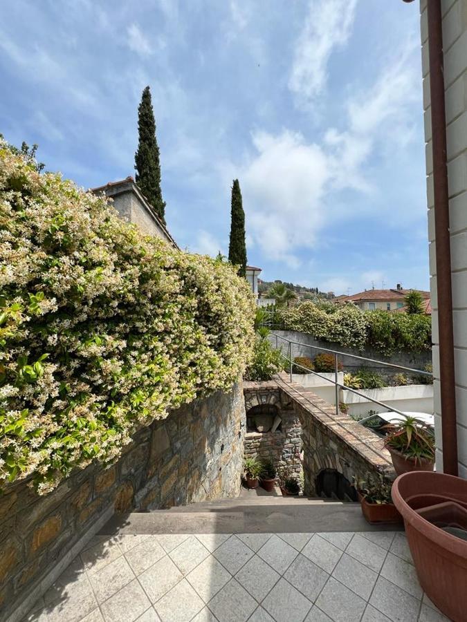 Appartato A 5 Minuti Dal Mare Apartment อิมเปรีอา ภายนอก รูปภาพ